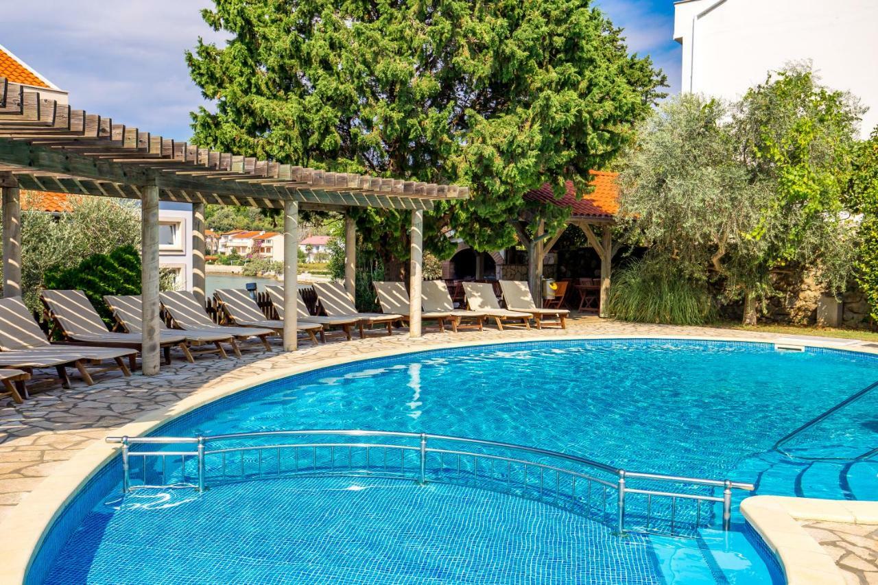 Villas Kampor Exterior foto